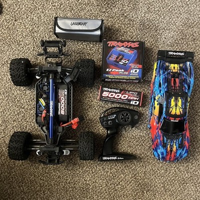 Traxxas Rustler 4x4 VXL brushless RTR - comes with 2 batteries and charger