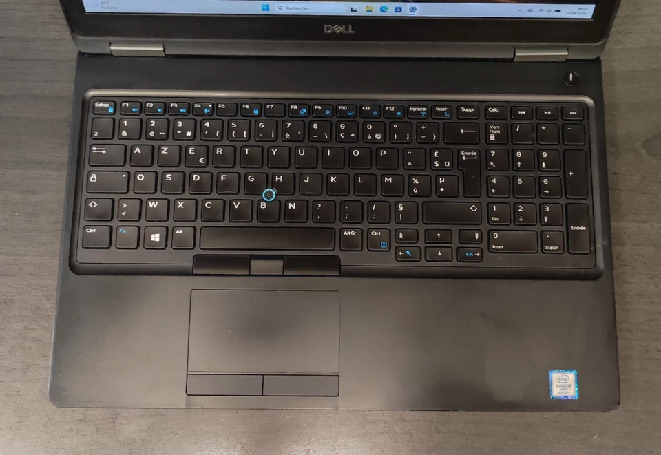Dell Latitude 5590 · i5-8350U · 16GB · 256GB, photo 2 sur 5