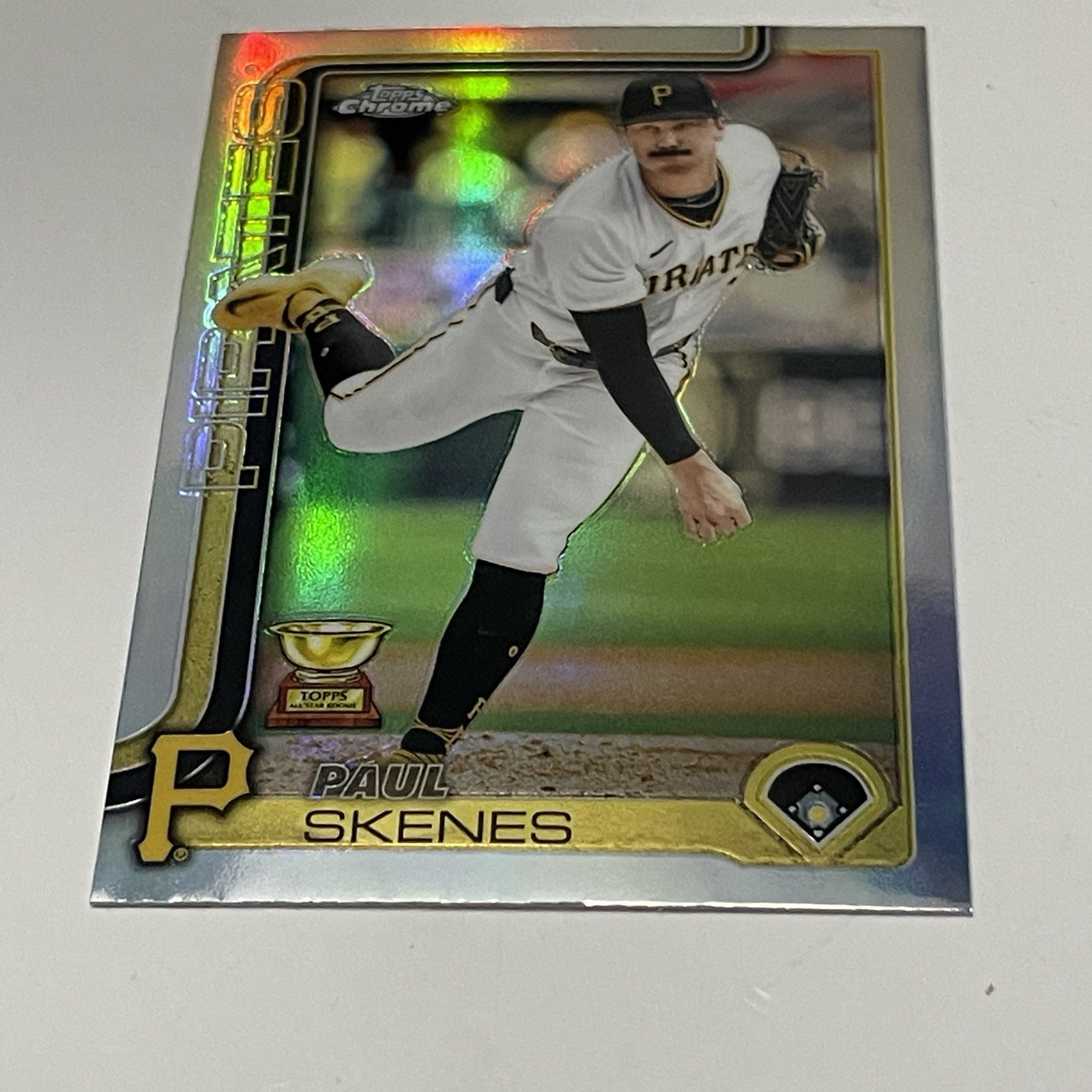 2025 Topps Chrome - Paul Skenes #300 Refractor   SKU 601
