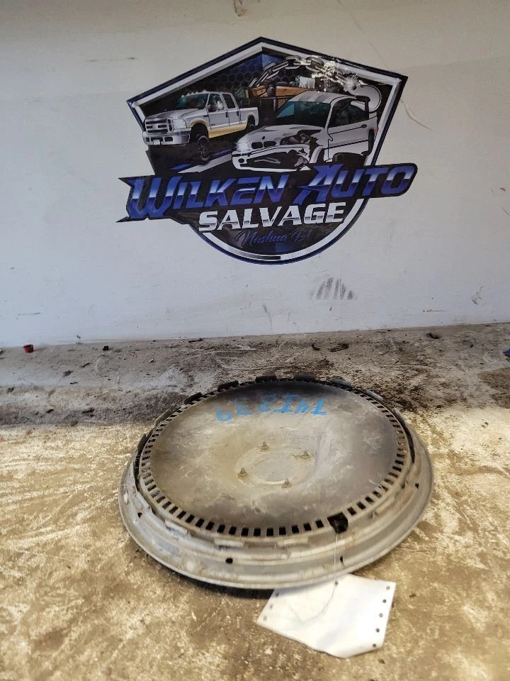 Tampa de roda cubo 90 nervuras compatível com 72-79 Lincoln Mark Series 1030283 - Imagem 2 de 2