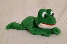 Vintage Russ Bud Green Frog Miniature Stuffed Animal Beanbag Plush Toy 7  