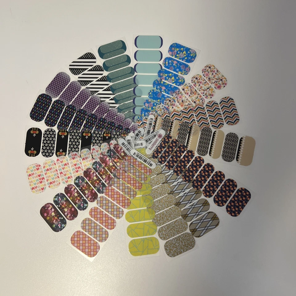 Envolturas para uñas Jamberry medias hojas, lote aleatorio de 20 medias hojas, cientos’s de estilos Foto 4 de 4
