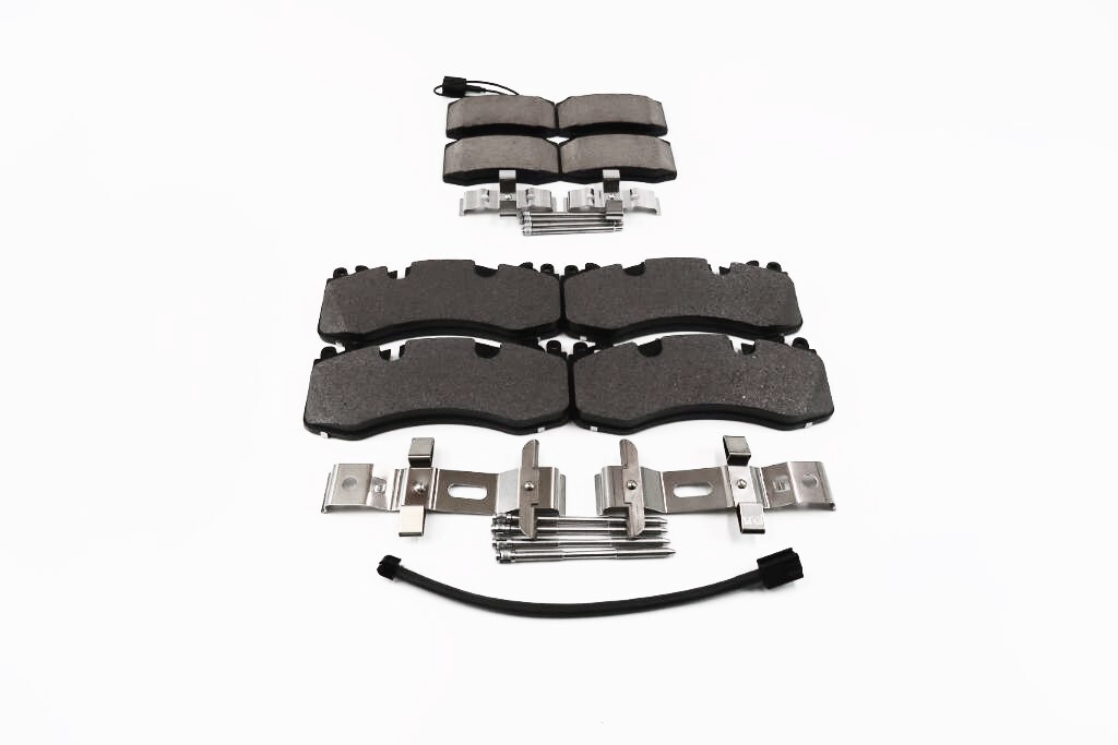 Maserati Quattroporte GTS 3.8 V8 front rear brake pads