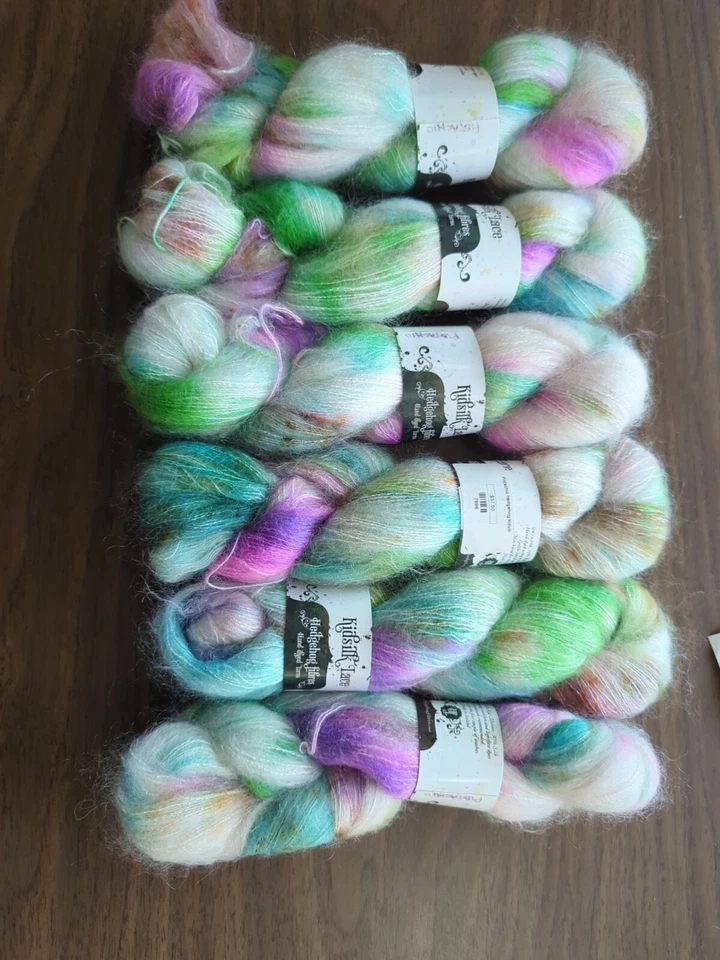 Set Of 2 Pistachio Hedgehog Fibers Kidsilk Lace 420m/50g 70/30 Kid Mohair/Silk  - Image 2 of 3