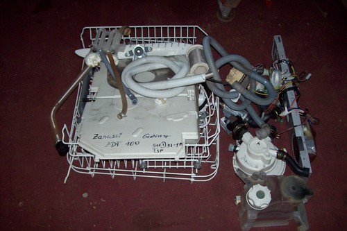 zanussi zdt 100 Geschirrspüler "Ersatzteil" nur Heizelement