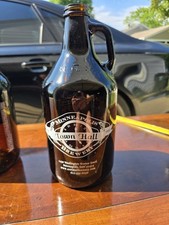 Minneapolis Town Hall Brewery Glass Beer Growler with Handle