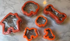 New Sealed 6 Pc Dog Cookie Cutter Set Bone Paw Doghouse Flower Dog Treat Shapes