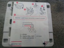 ancienne prise 2 poles + terre 16 A PLEXO LEGRAND - FR