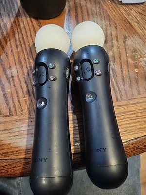Set Of 2 playstation move controller CECH-ZCM2U