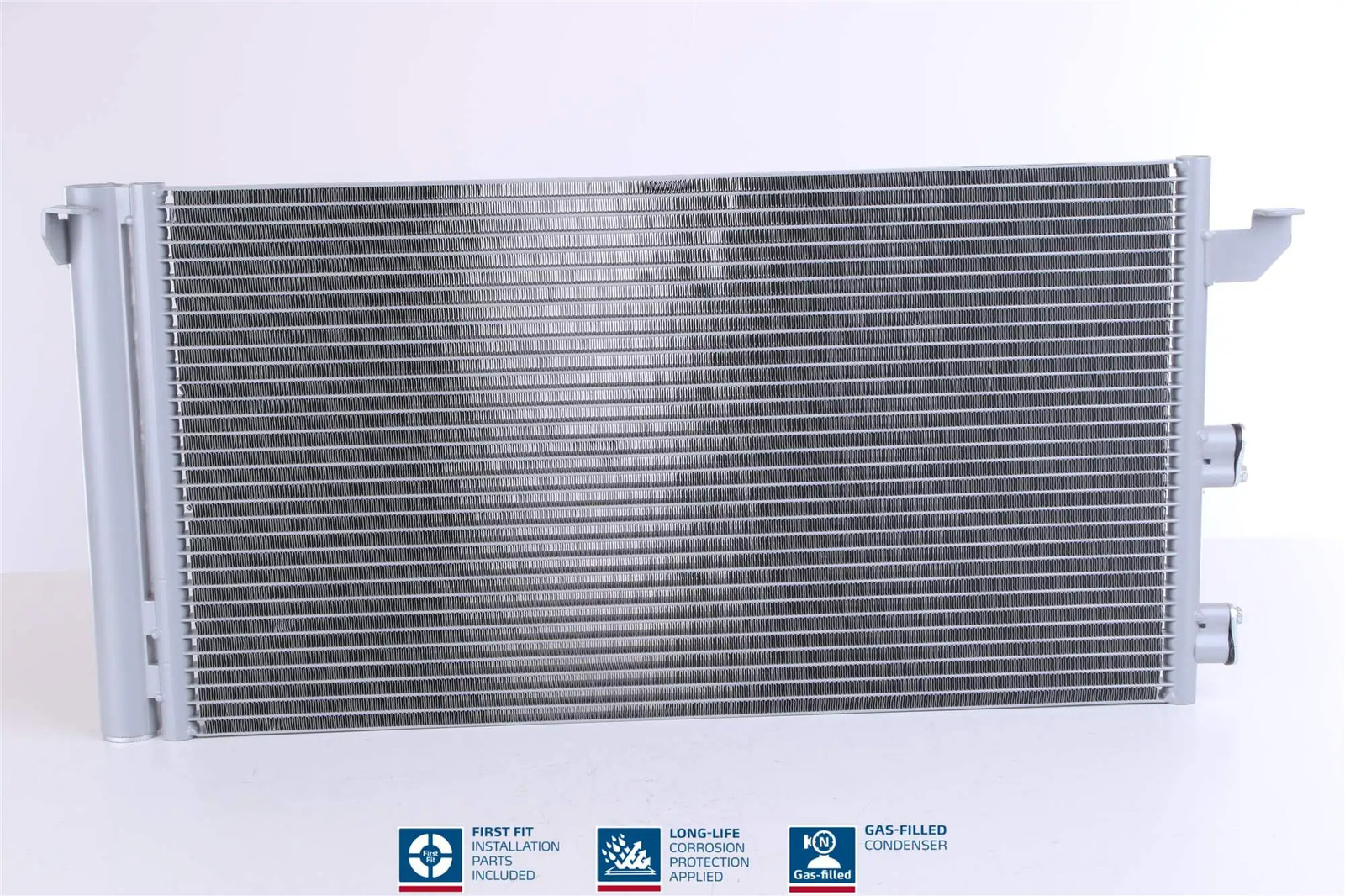 Condenseur de climatisation Nissens 940173 pour pannes de ventilation de voiture