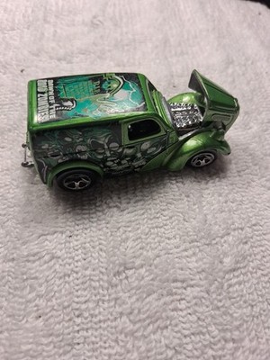 2003 Hotwheels Halloween  Dawn Of Road Zombie Panel  1/64 Scale