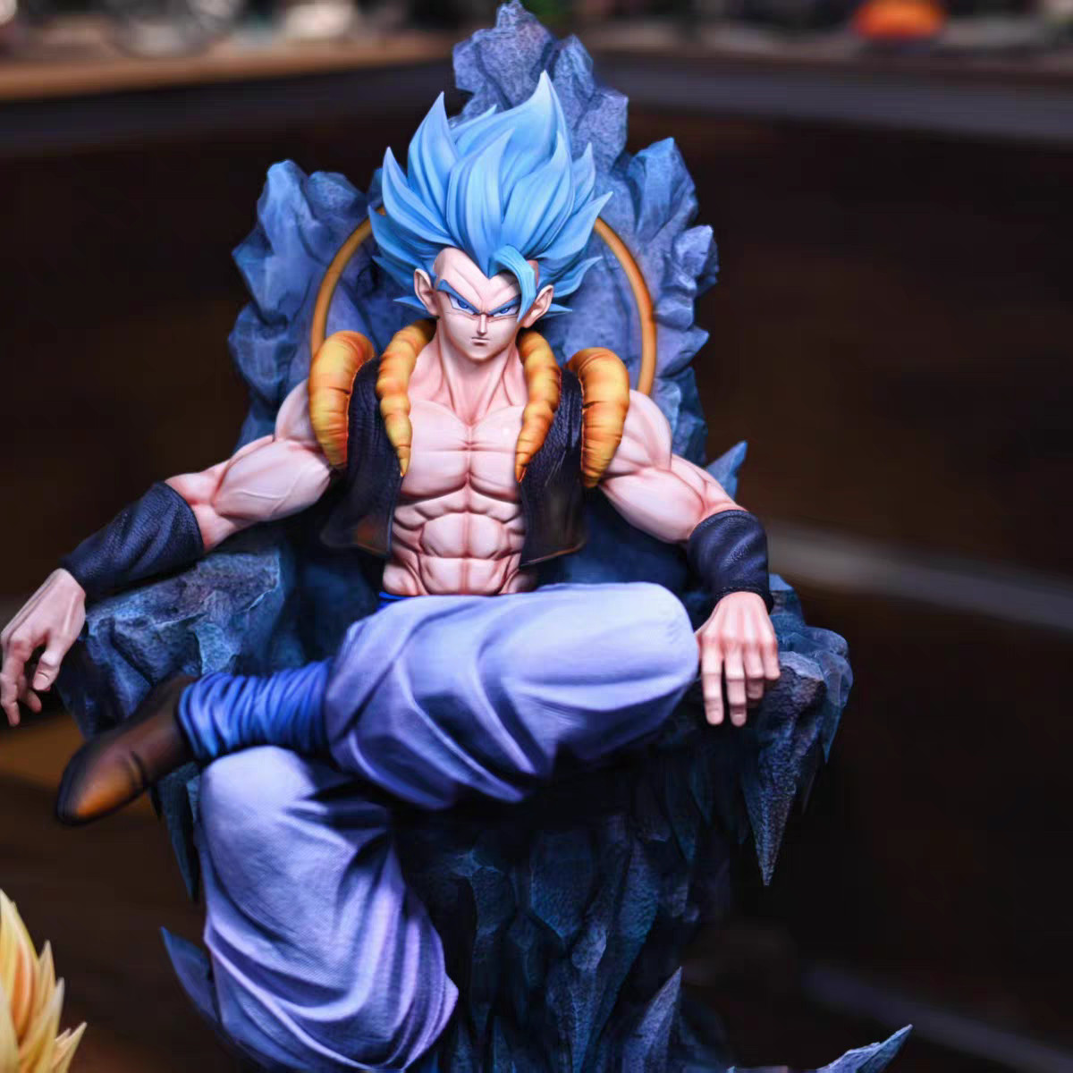 DW Studio Dragon Ball Gogeta Model PU in stock Painted 1/4 Scale H40cm Throne