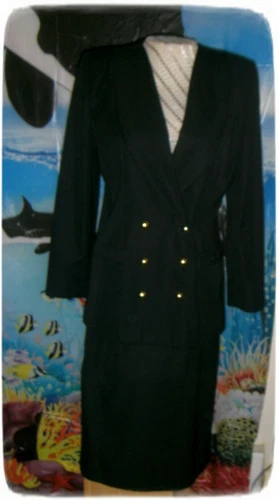 Women's Suit Size 8P WORTHINGTON
