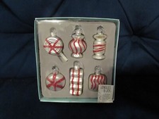 SET OF 6 COLOURFUL GLASS SILVER & RED CHRISTMAS TREE ORNAMENTS BY JINGLES & JOY