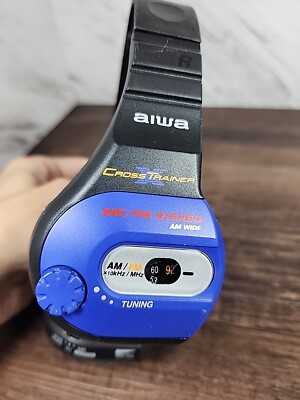 ☆VINTAGE☆ ~AIWA Cross Trainer Headphones AM/FM Radio HR-SP35