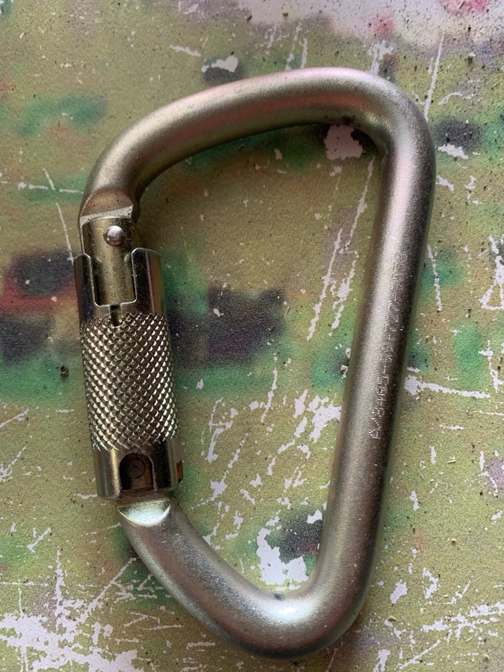 DMM Self Locking Caribiner Zinc Coated Steel 45kN - Image 2 of 3