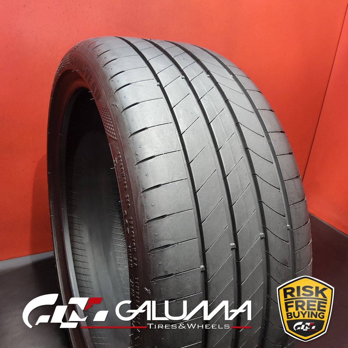 1 (One) Tire Goodyear Eagle F1 SuperSport XL 235/35R19 235/35/19