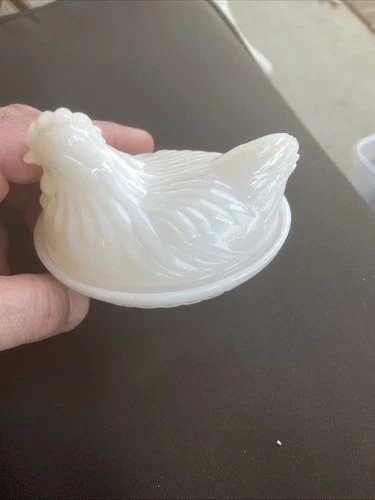 Vintage White Milk Glass Chicken Hen on a Nest Small 4 Inch Candy Dish HON