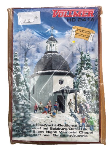 Vollmer HO Gauge 2412 Silent Night Memorial Chapel Kit - Nieve, Iluminación y CD - NUEVO | Zustand: New