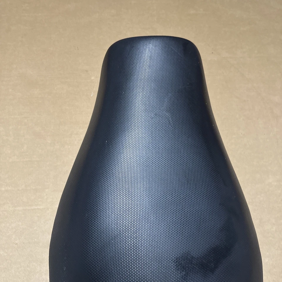 KAWASAKI Z750S ZR750 05-06 OEM BANCO DE ASIENTO / SILLÍN DE ASIENTO 53066-0105 B0081 Foto 4 de 4