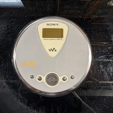 Sony D-NE300 Atrac3plus MP3 CD Walkman Graphic Text Display Fully Working