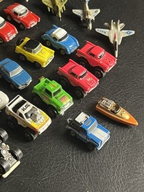 Micro Machines Galoob Huge Lot Cars Trucks Planes Military 26 Pieces 1988 Case