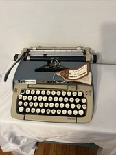 Smith Corona SCM Galaxie Deluxe Typewriter  1960's Vintage works thumbnail