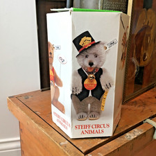 Steiff Teddy Baby Ticket Seller Circus Ltd Ed 5000 01105 Mint in Box