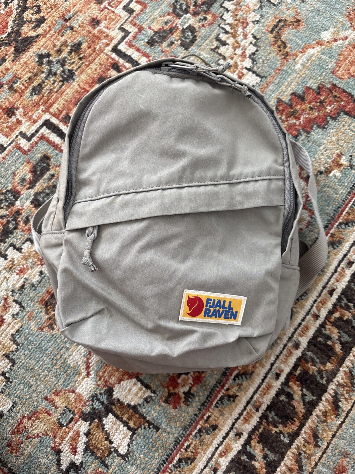 Mochila de día FJALLRAVEN G-1000 Vardag Mini gris senderismo trekking UL ~ 8,9 OZ