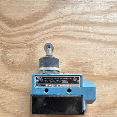Micro BZE6-2RN80 Heavy Duty Snap Action Industrial Limit Switch Roller Actuator