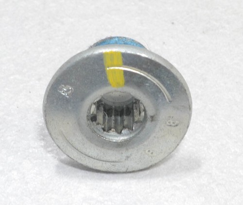 SKODA Fabia I 6Y2 (99-07) Vielzahn Schraube Befestigung Lenkrad #48918-B321