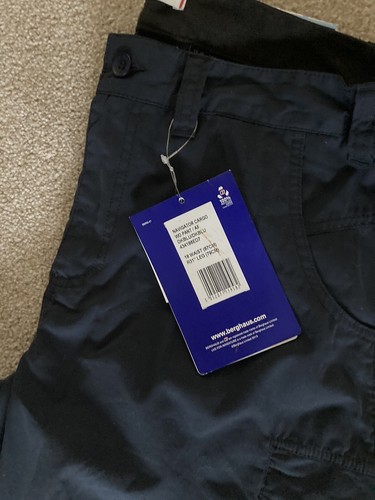 BNWT.. BERGHAUS ~ Navy Navigator Cargo Trousers UK 18 Inside Leg 31" - Picture 3 of 7