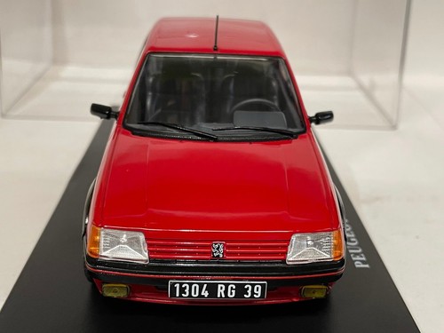 1:24 Peugeot 205 GTI 1.9 1988 Ixo Salvat Diecast coche - Imagen 5 de 6