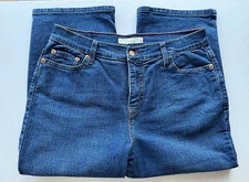 Levi's 512 Capris Women's 12 M Perfectly Slimming Stretch Denim Dark EUC