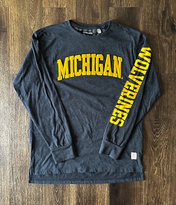Michigan Wolverines Pressbox Embroidered Lettering Long Sleeve Shirt Women's XL