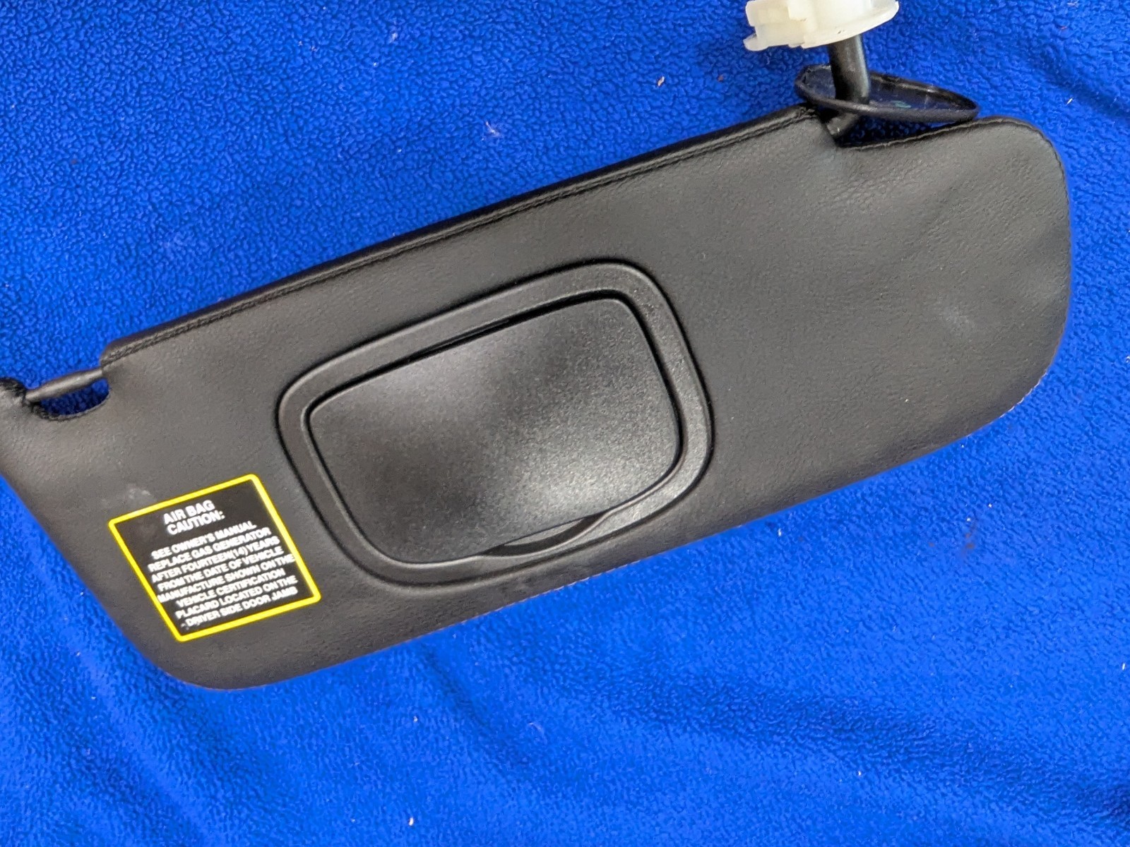 Maserati GranTurismo Right Lower Sun visor Black