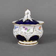 Meissen Zuckerdose B-Form Blumen flowers mocha sugar bowl Porzellan porcelain