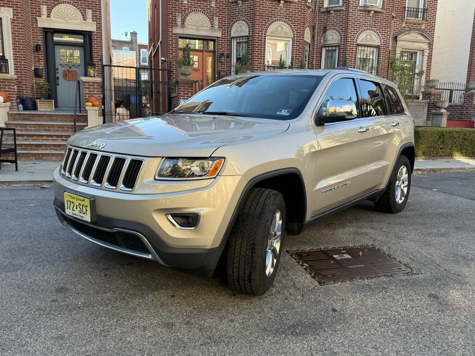 2014 Jeep Grand Cherokee LIMITED - Image 4 of 4