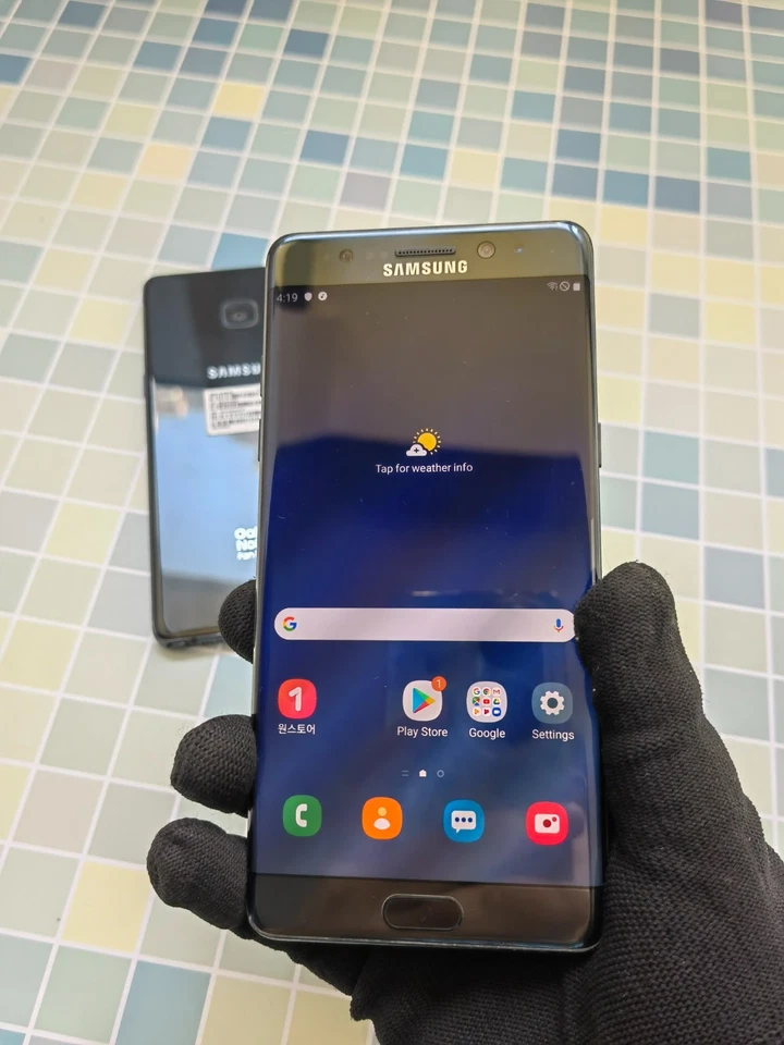 Guter Zustand Samsung Galaxy Note 7 -64GB- mit Fingerabdrücken (entsperrt) Android - Bild 4 von 4