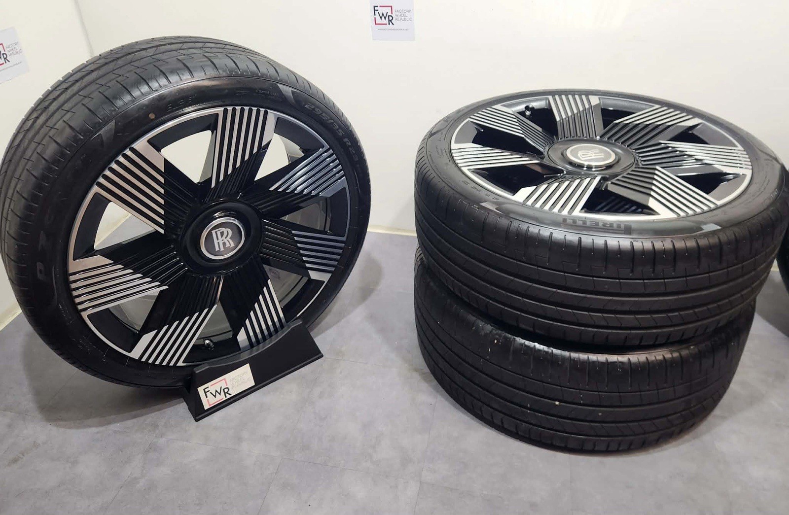 23" Rolls-Royce Spectre Factory OEM original wheels rims tires 2024 2025 🔥🔥🔥