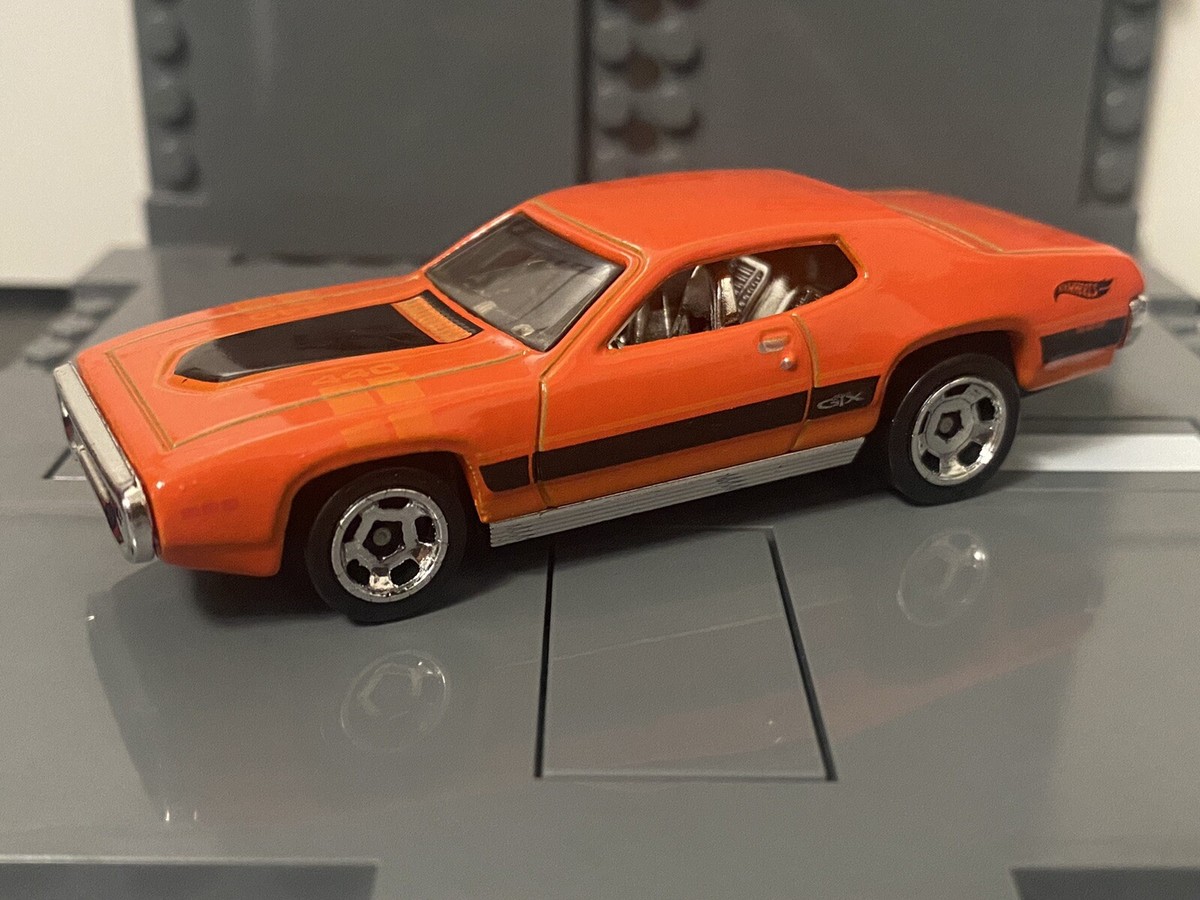 Hot Wheels '71 Plymouth GTX Orange #166 - 2023 Muscle Mania Hot Wheels '71 Plymouth GTX Orange #166 - 2023 Muscle Mania