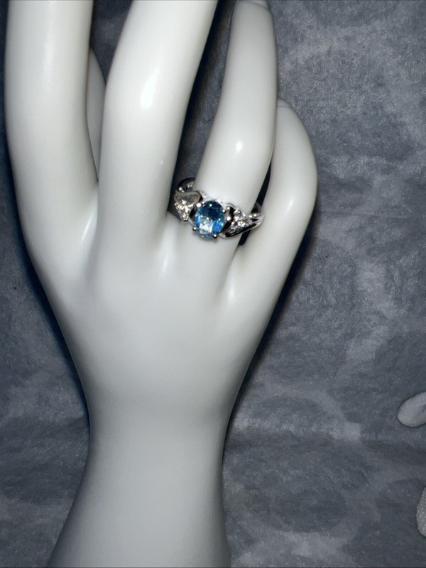 Oval 1.88 ct Blue Topaz & White Sapphire Ring Size 6.75 Sterling Silver
