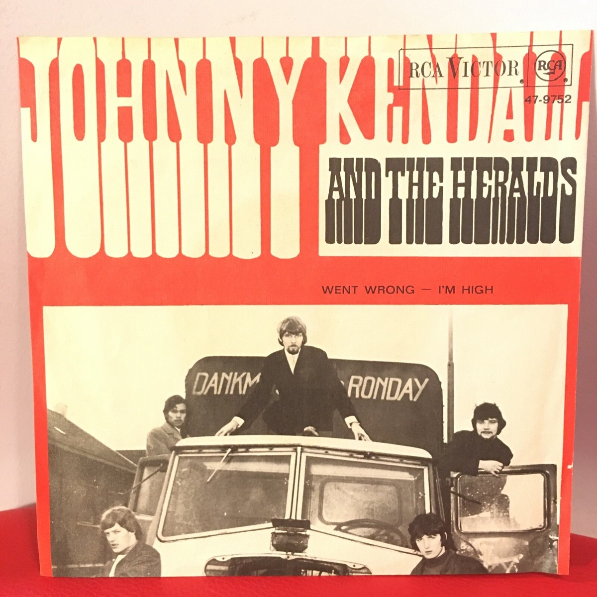 JOHNNY KENDALL And The HERALDS Original Dutch 60's beat PS 45 7
