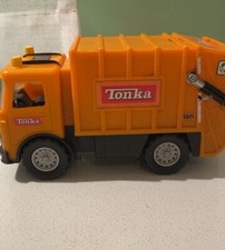 Tonka Hasbro Funrise 2004 Orange Garbage Recycling Trunk