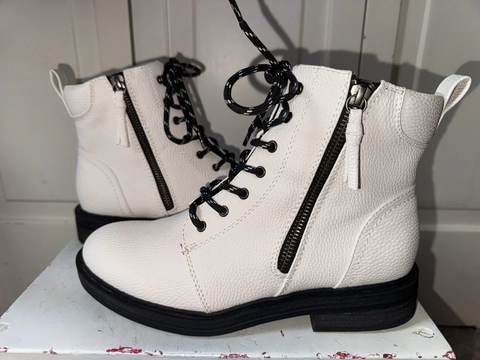 Botas de combate Baretraps Amysue talla 7M de cuero blanco con cremallera con cordones tacón ancho para mujer Foto 2 de 4