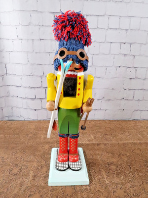 Vintage Steinbach Skier Nutcracker  Original Volkskunst With Hang Tag Super Nice