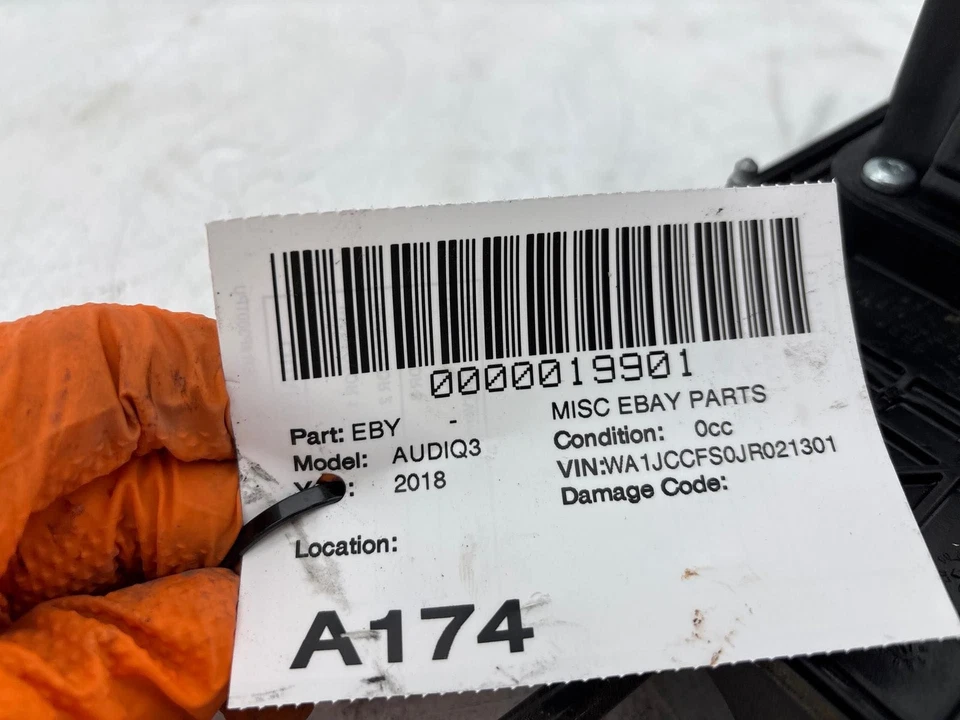 2015-2018 Audi Q3 Automatic Transmission Gear Shifter Selector Lever OEM - Image 3 of 4