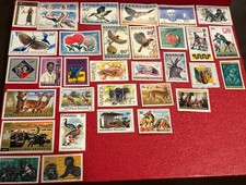 33 znaczki pocztowe z Rwandy (patrz zdjęcia)