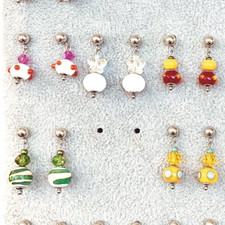 Ohrringe - Ohrringe aus Edelstahl und handgefertigten Murano Glasperlen