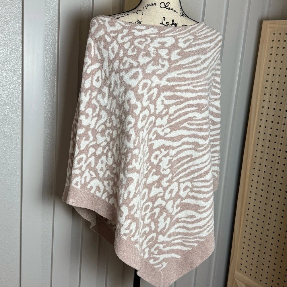 Barefoot Dreams Cozy Chic Ultra Lite Ocean Breeze Poncho one size Rose animal